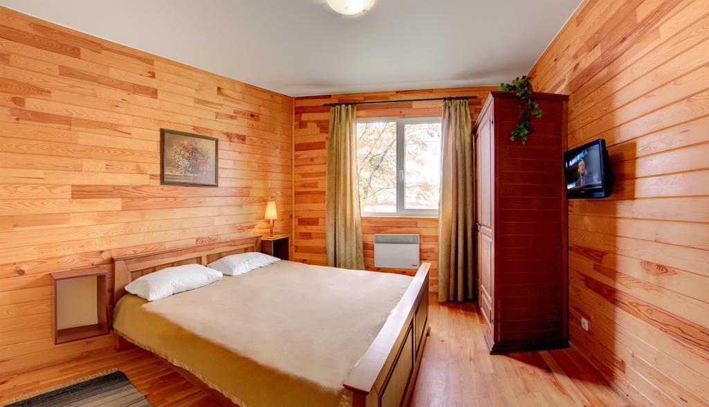 Mayak Resort Kam'yani Potoky Room photo